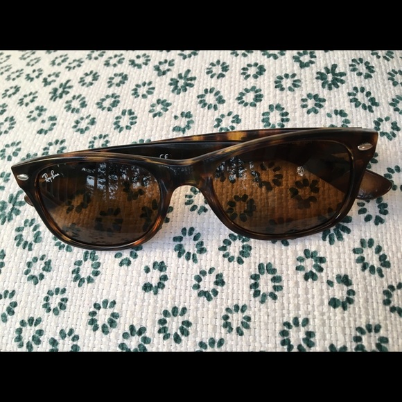 Ray-Ban NEW WAYFARER CLASSIC - Picture 7 of 8